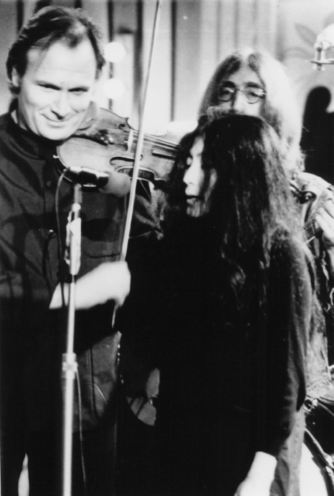 Yoko Ono
