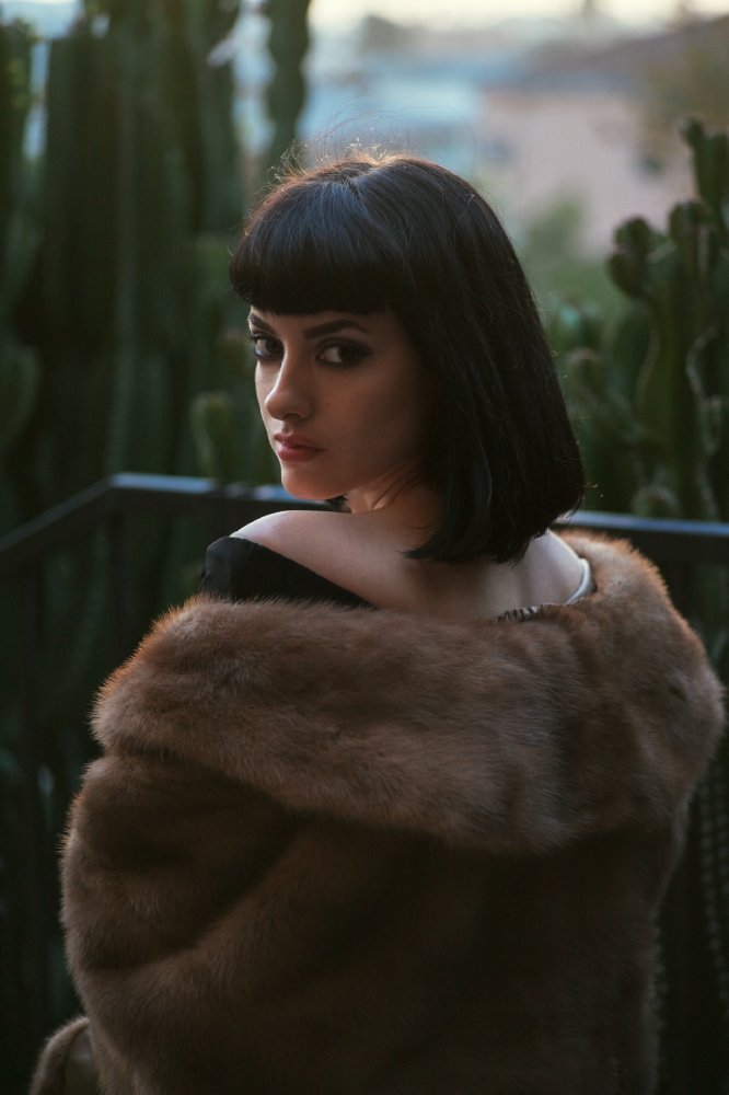Lola Blanc