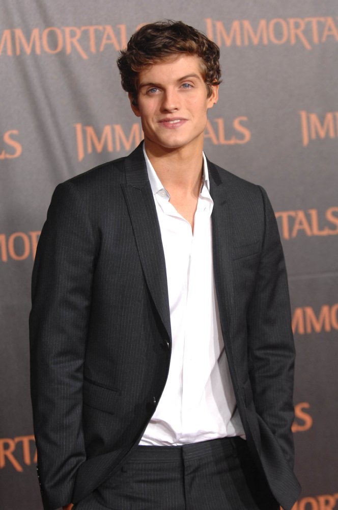 Daniel Sharman