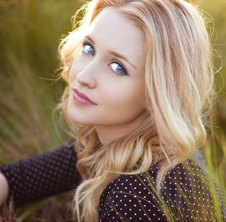 Emily Tennant