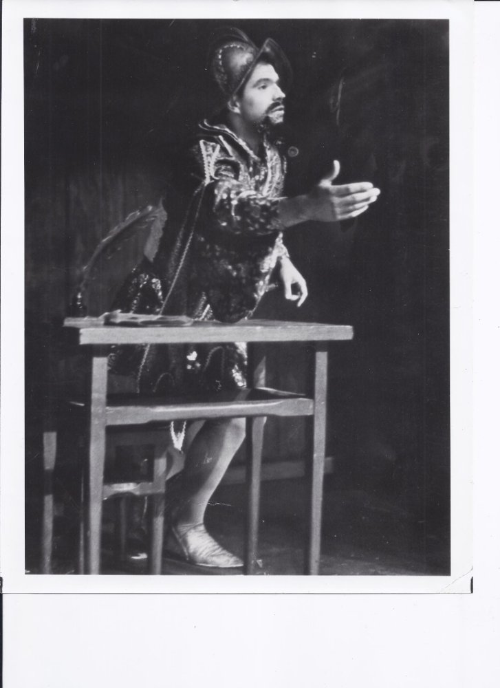 Enrique Renaldo