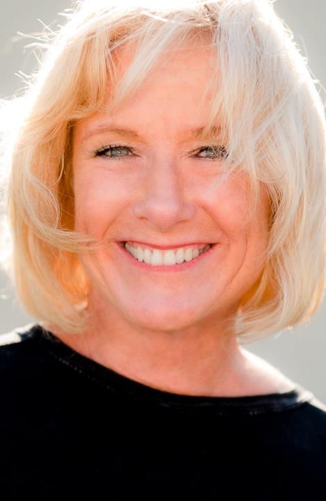 Linda Diane Holley