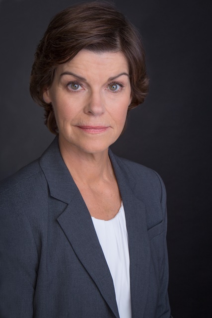 Angela Bond