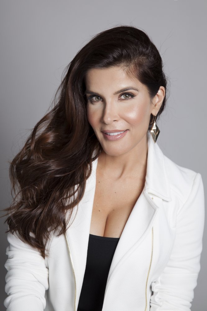 Adriana Cataño
