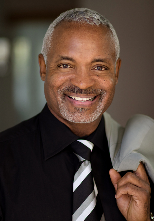 Everett Booth