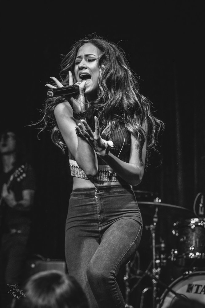 Skylar Stecker