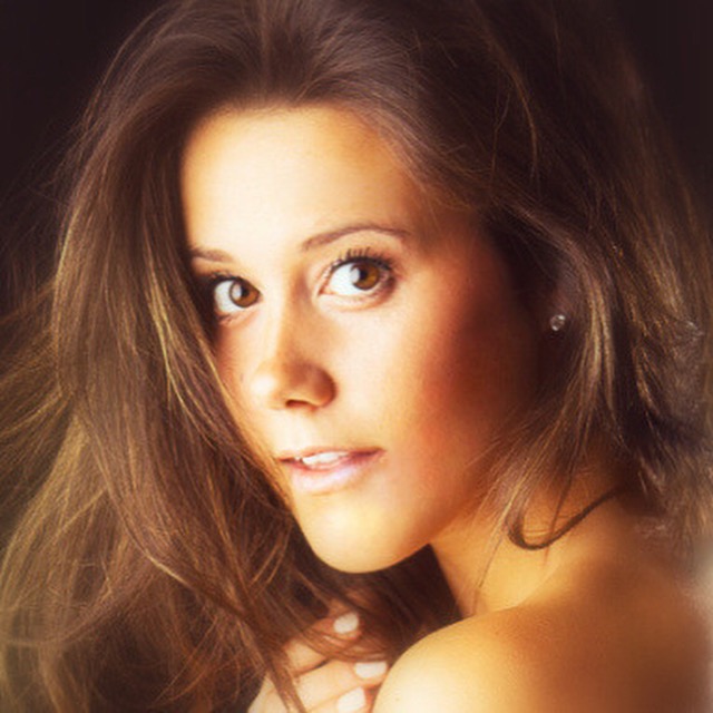 Melanie Blake Roth