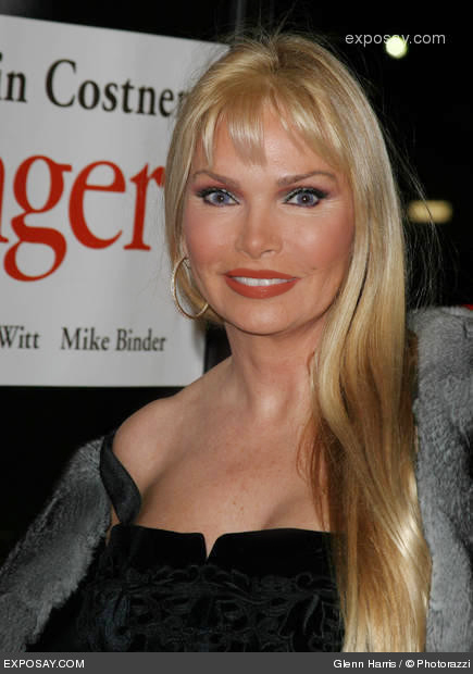 Suzan Hughes