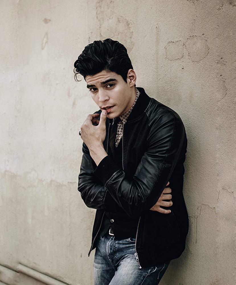 Aaron Dominguez