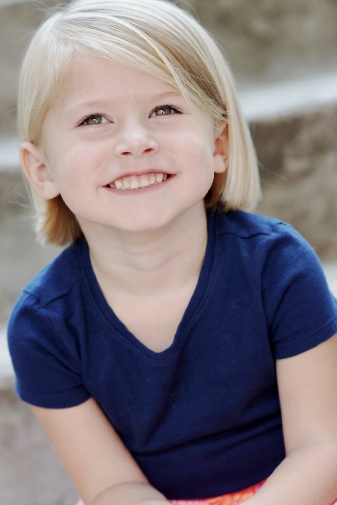 Locklyn Black