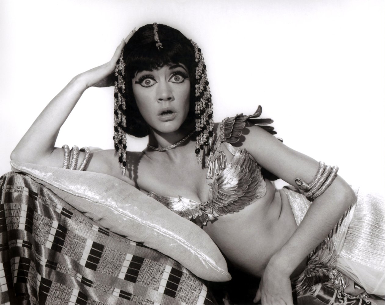 Amanda Barrie