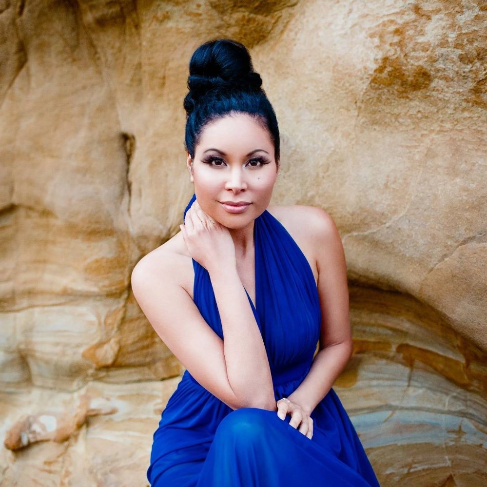 Radhaa Nilia