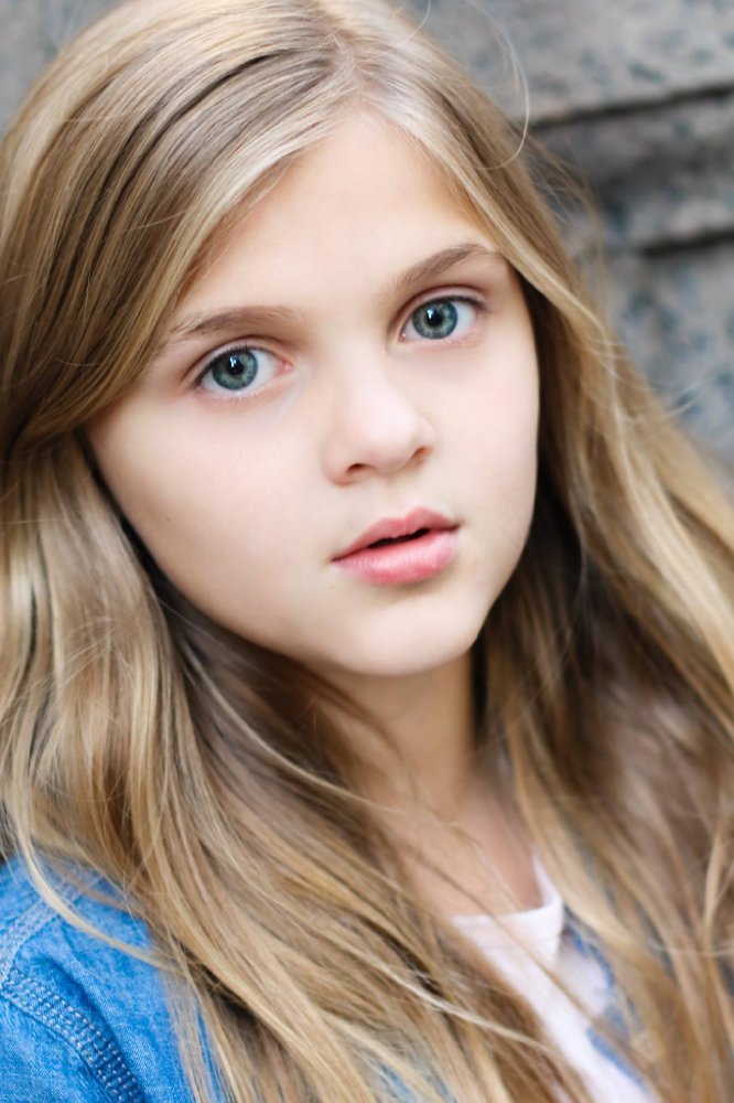Skylar Dunn