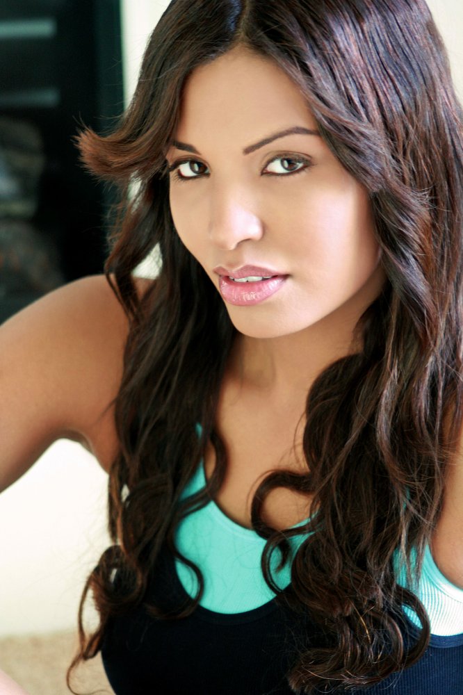 Karina D'Bautista