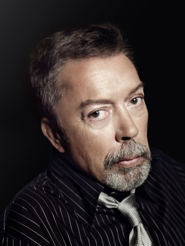 Tim Curry