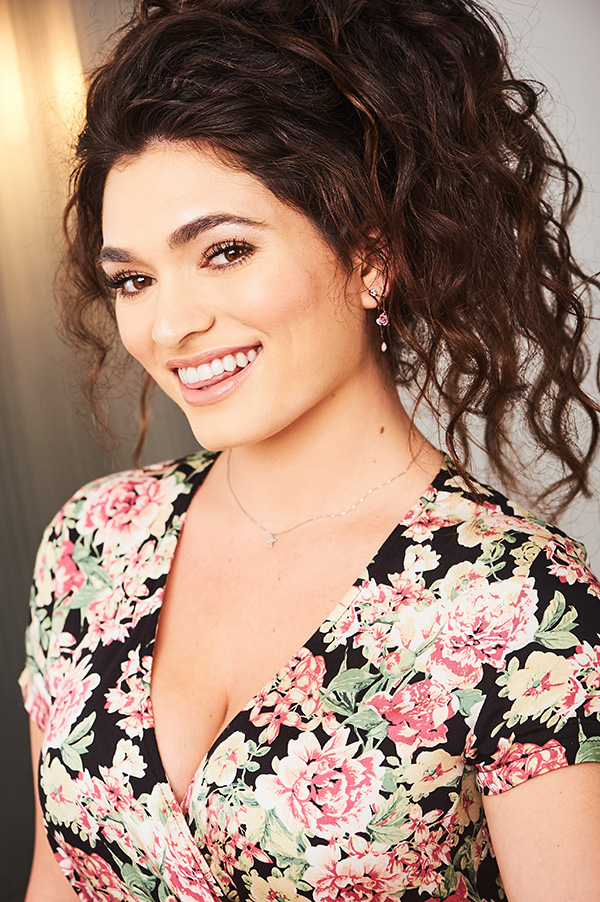 Raquel Antonia