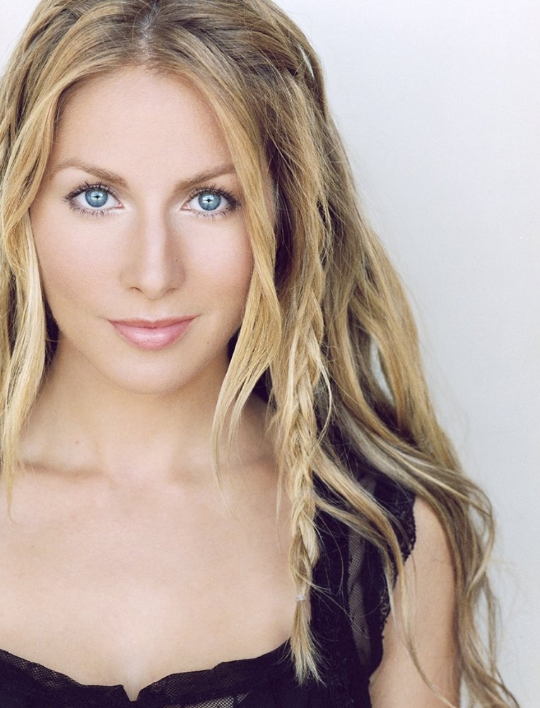 Corinne Nowicki