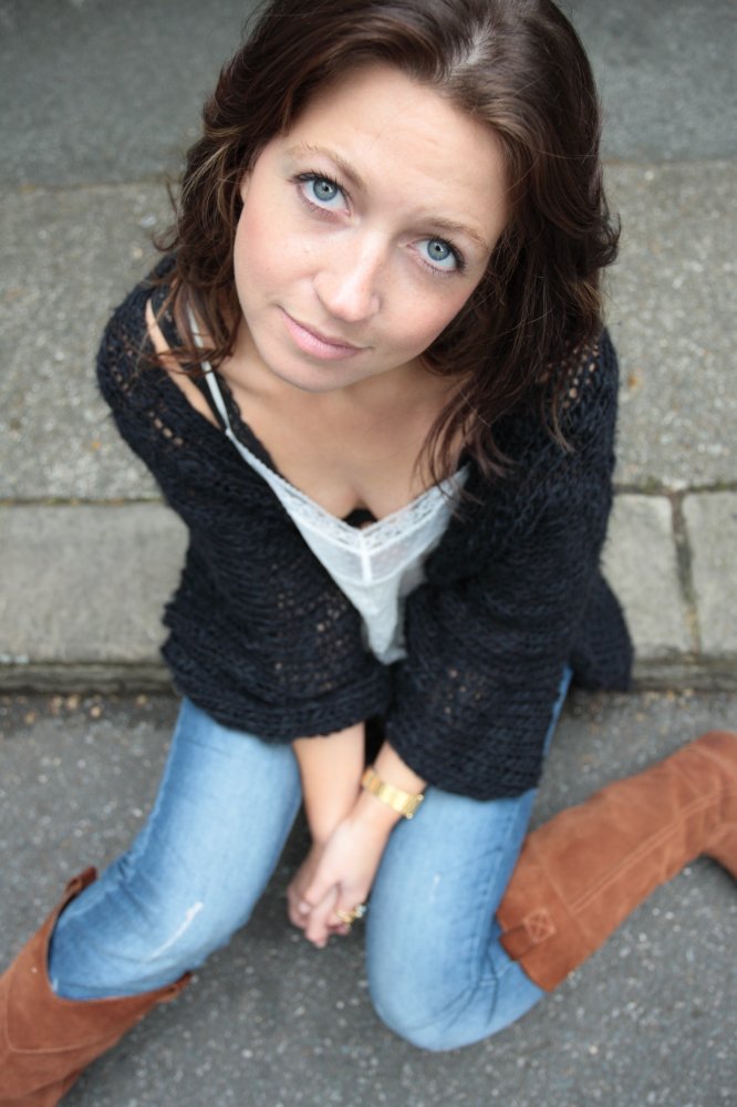 Joanna Bool
