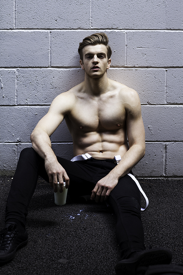Jonno Davies