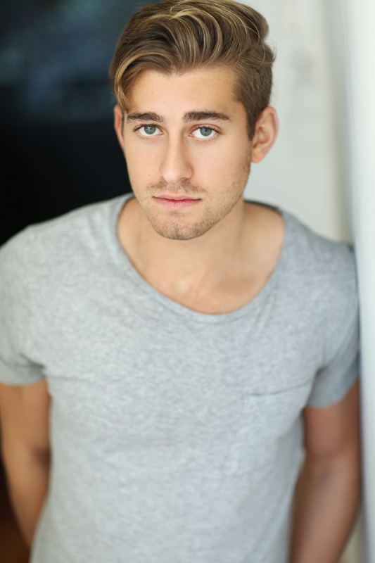 Derek Wallis