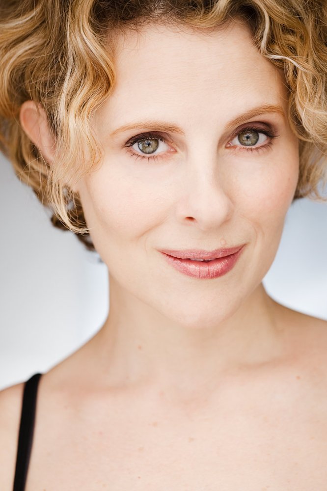 Amy Kay Raymond