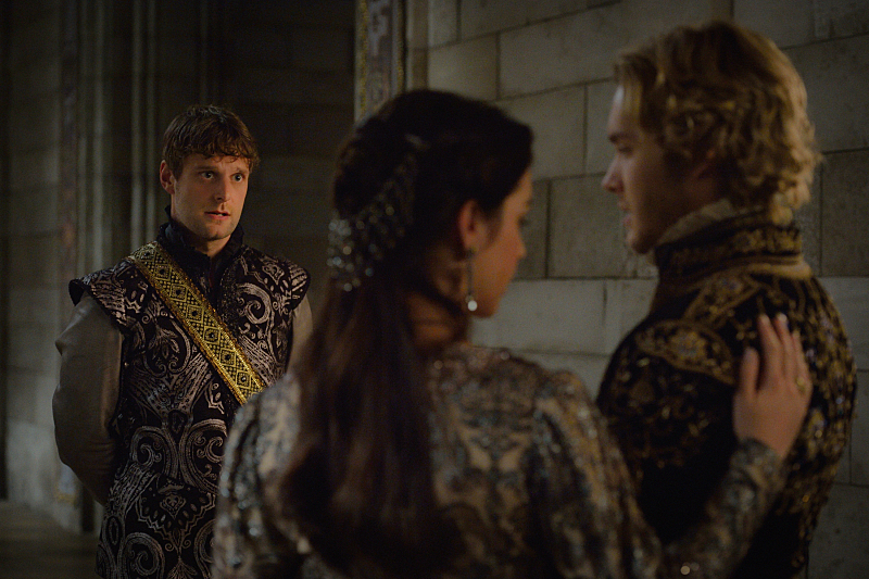 Toby Regbo