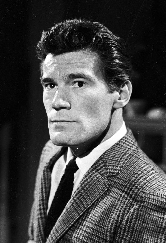 Mitchell Ryan