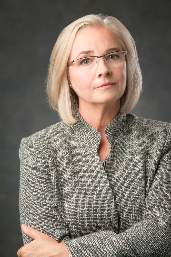 Lisa Paxton