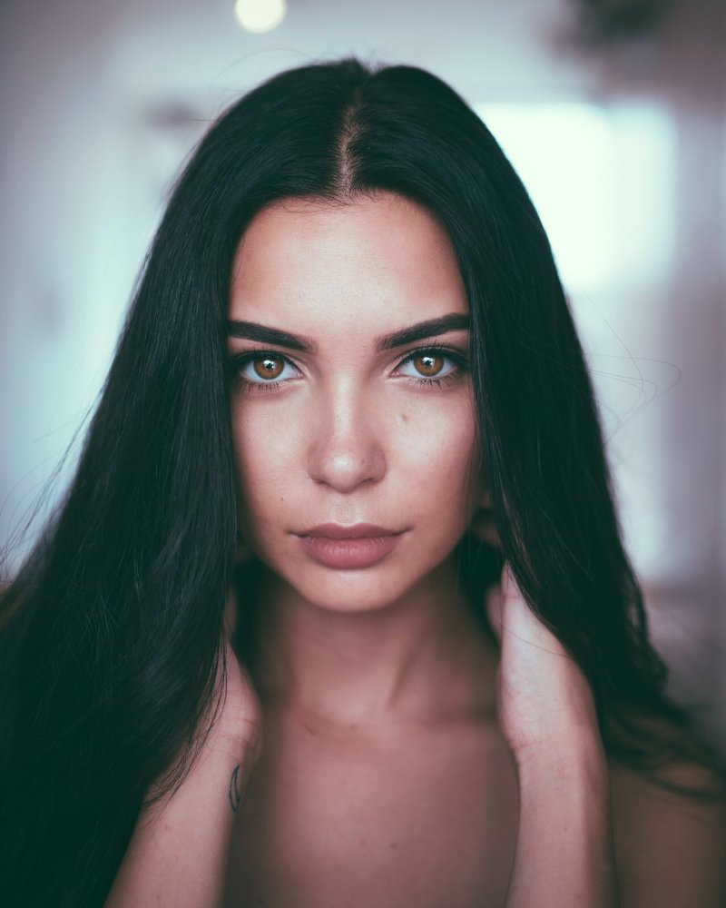 Caitlin Burles