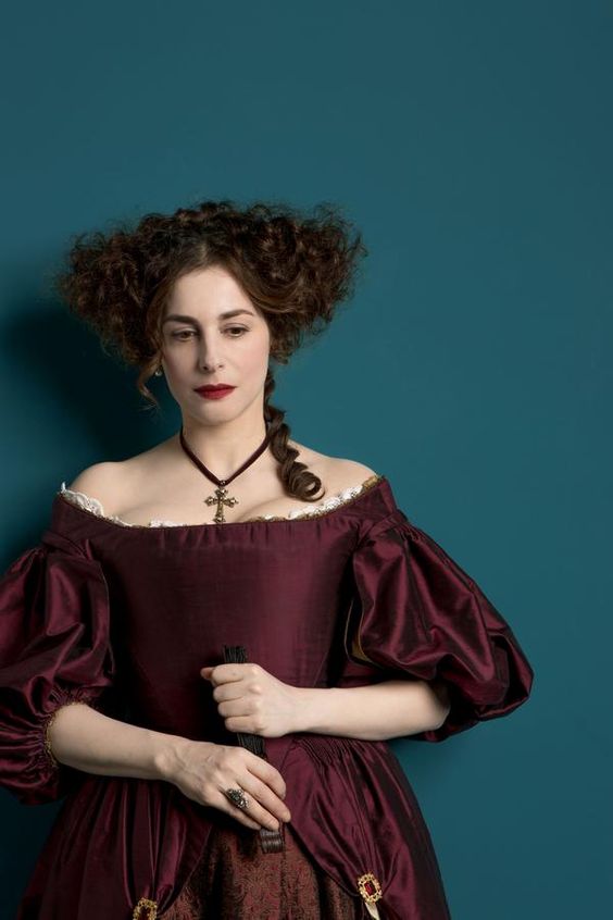 Amira Casar