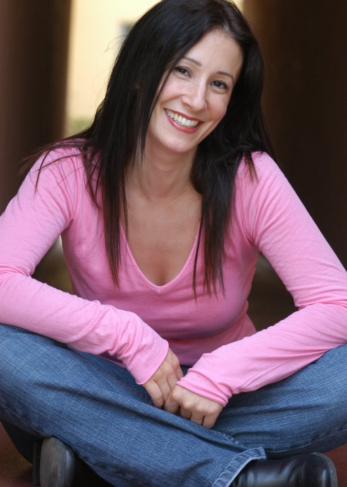Leila Leigh