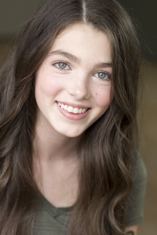 Elizabeth Hunter