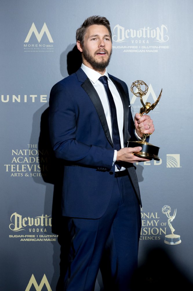 Scott Clifton