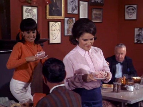 Ruth Buzzi