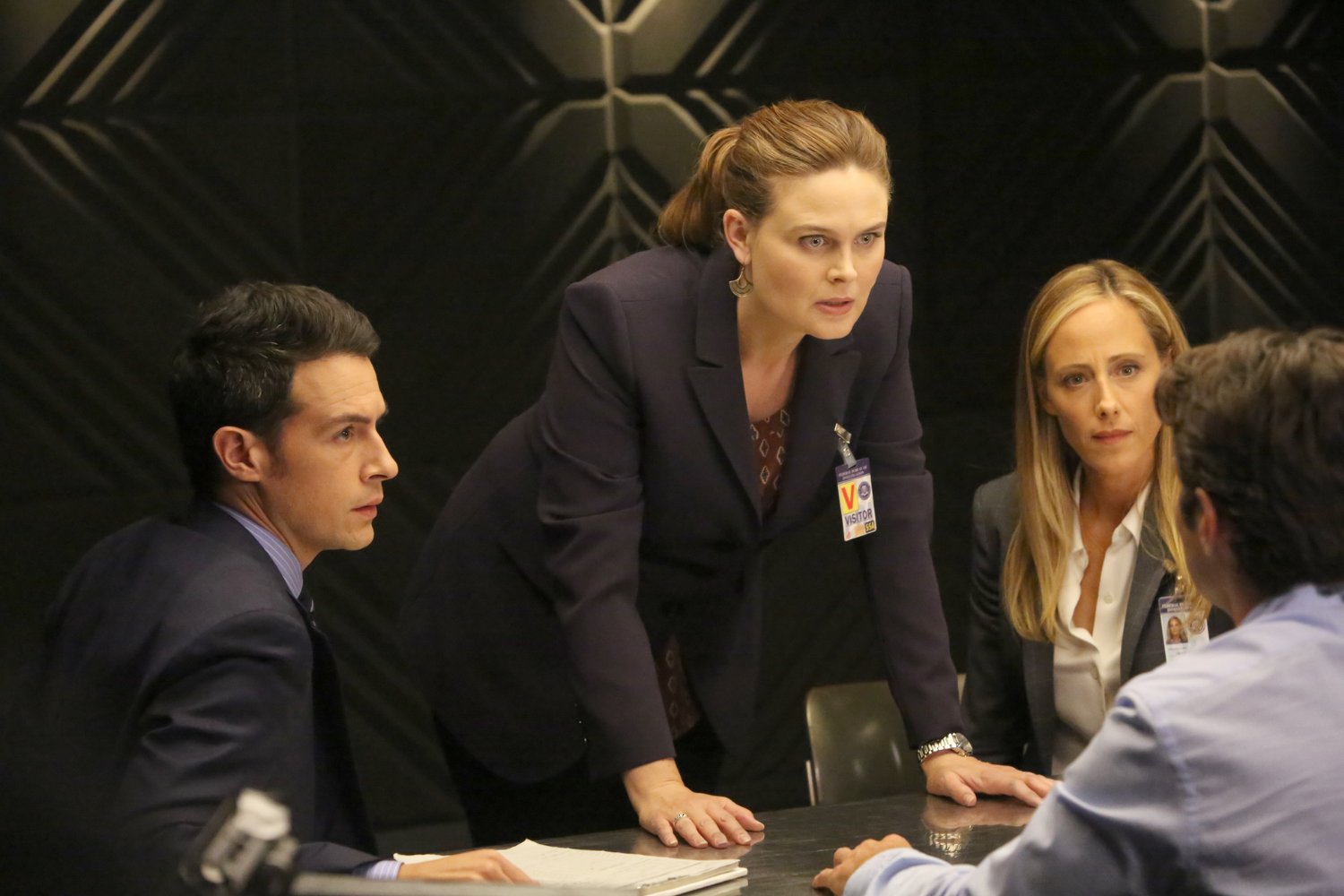 Kim Raver
