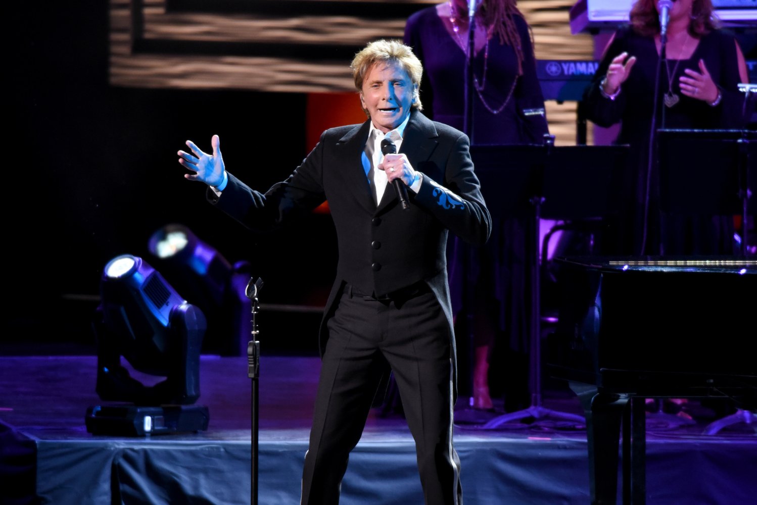 Barry Manilow