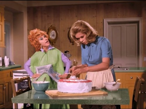 Agnes Moorehead