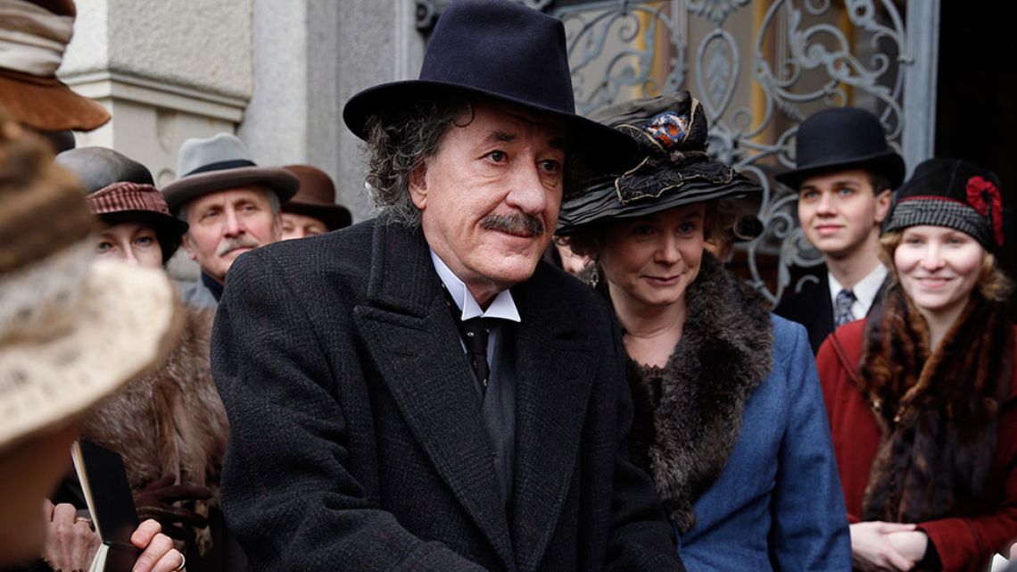 Albert Einstein