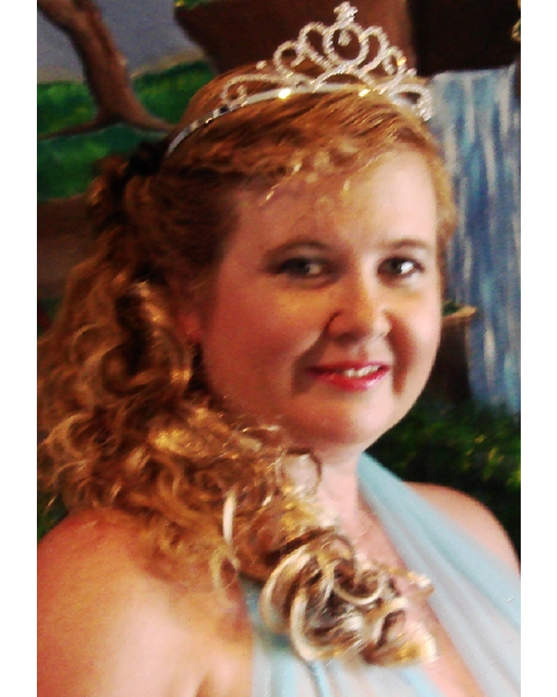 Lori Anne Shields