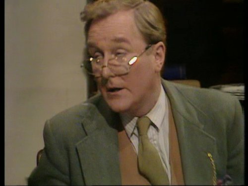 Robert Hardy