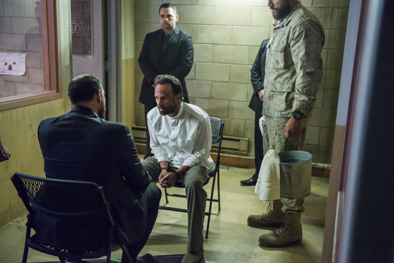 Walton Goggins