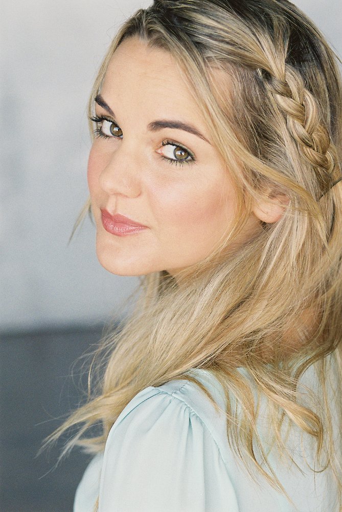 Laura-Leigh Claire