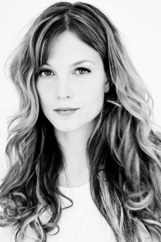 Sylvia Hoeks