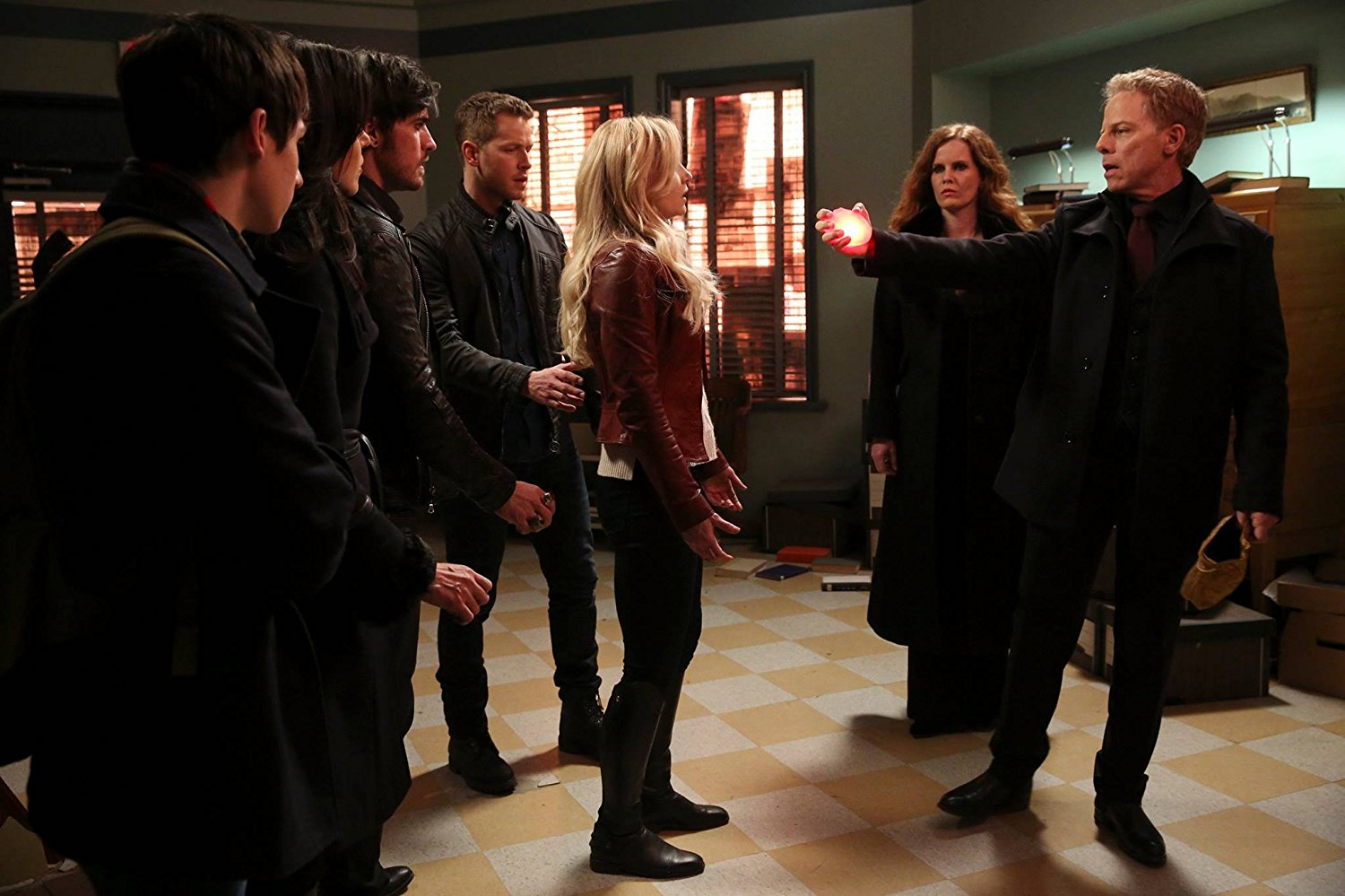 Henry Mills