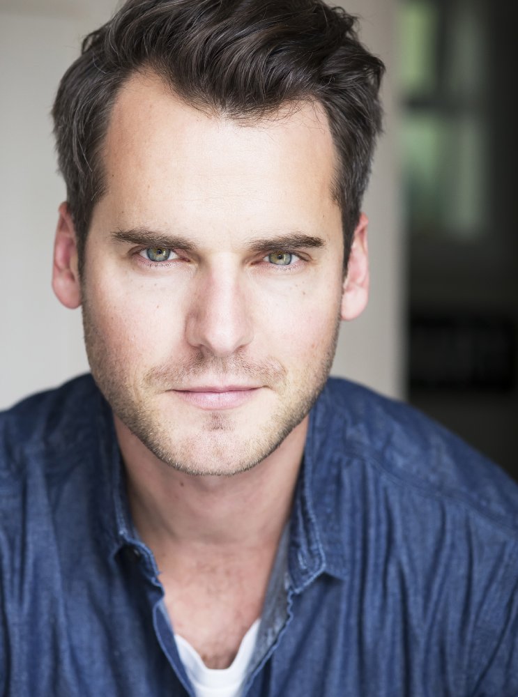 David de Lautour