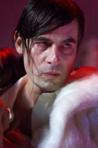 Claes Bang