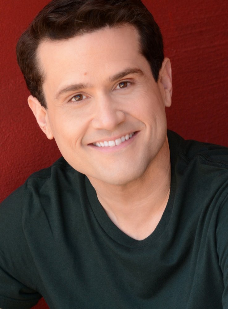 Luis R. Hernandez