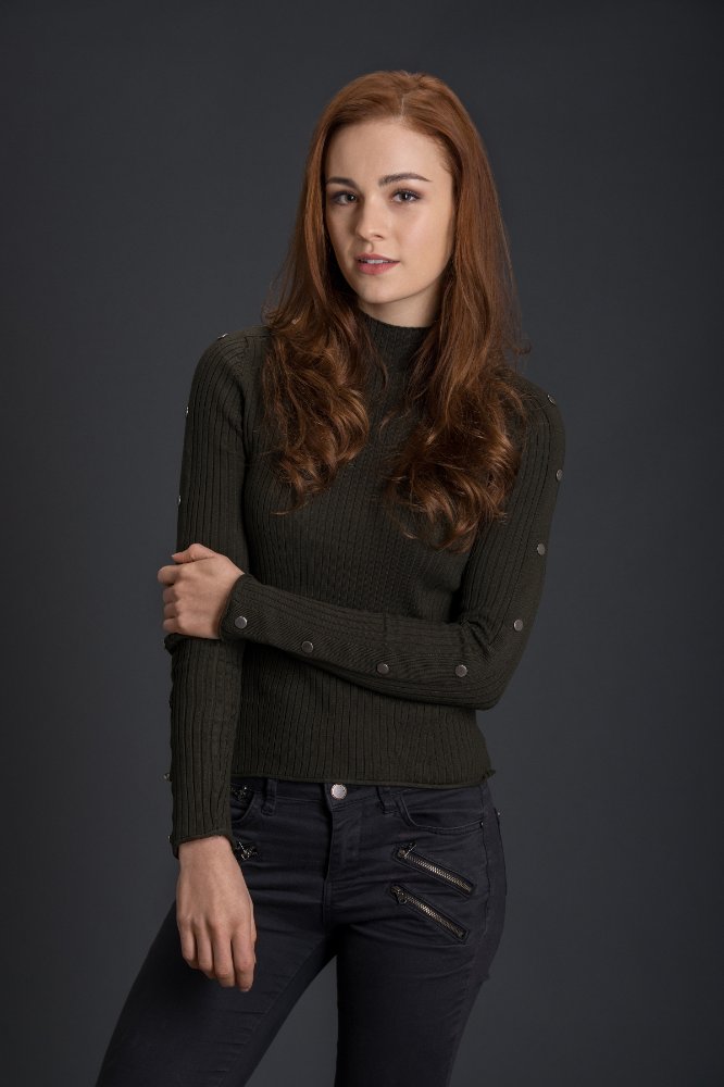 Sophie Skelton