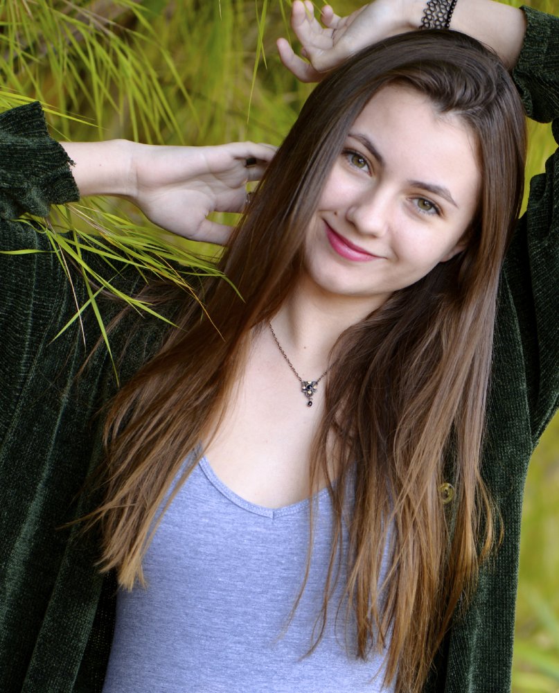 Rhiannon Leigh Wryn