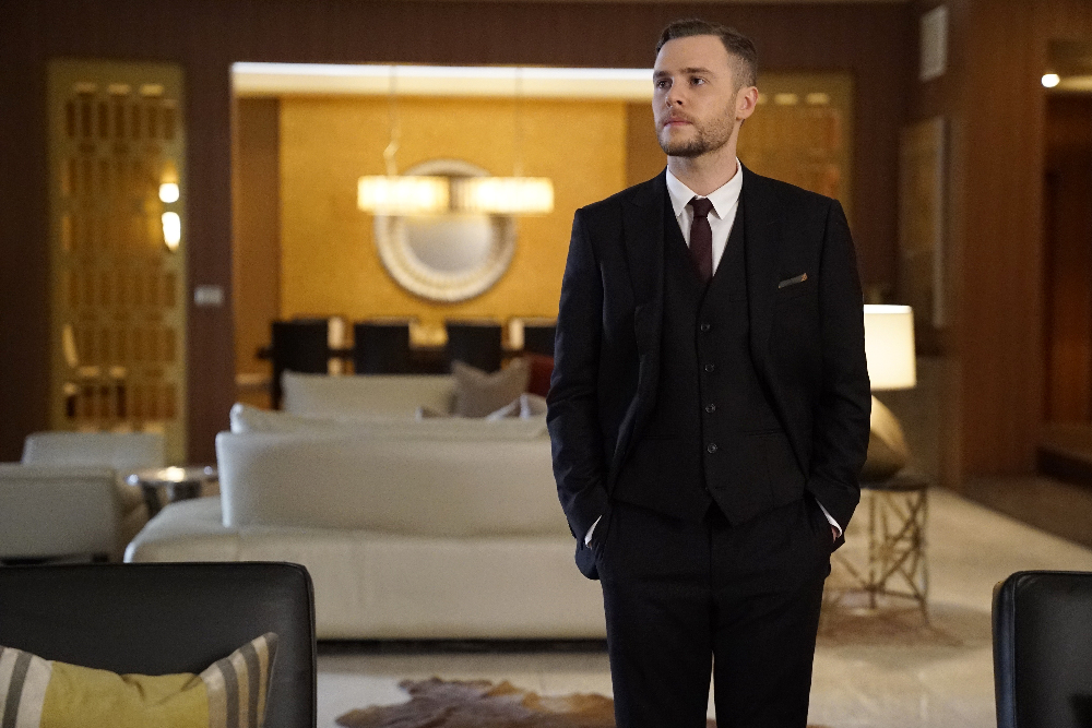 Iain De Caestecker